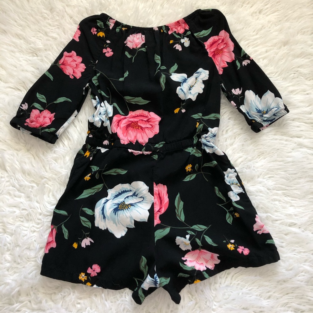 Old Navy Girls Pink Black Floral Romper Size XS 5 - Picture 2 of 4